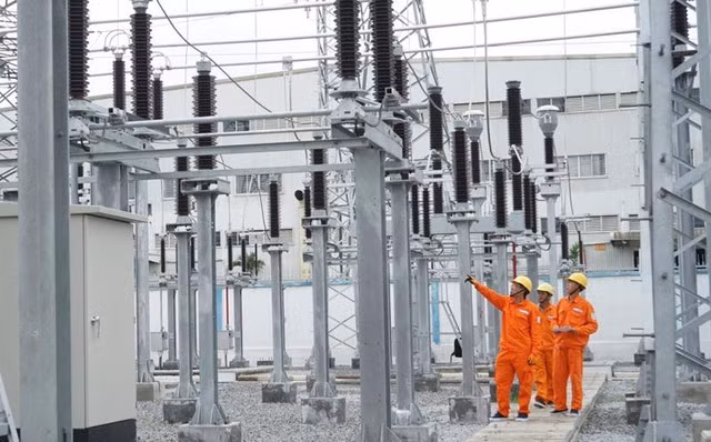 Công văn số 4463/UBND-KT về việc bảo đảm an ninh, an toàn hành lang bảo vệ công trình điện lực trên địa bàn.