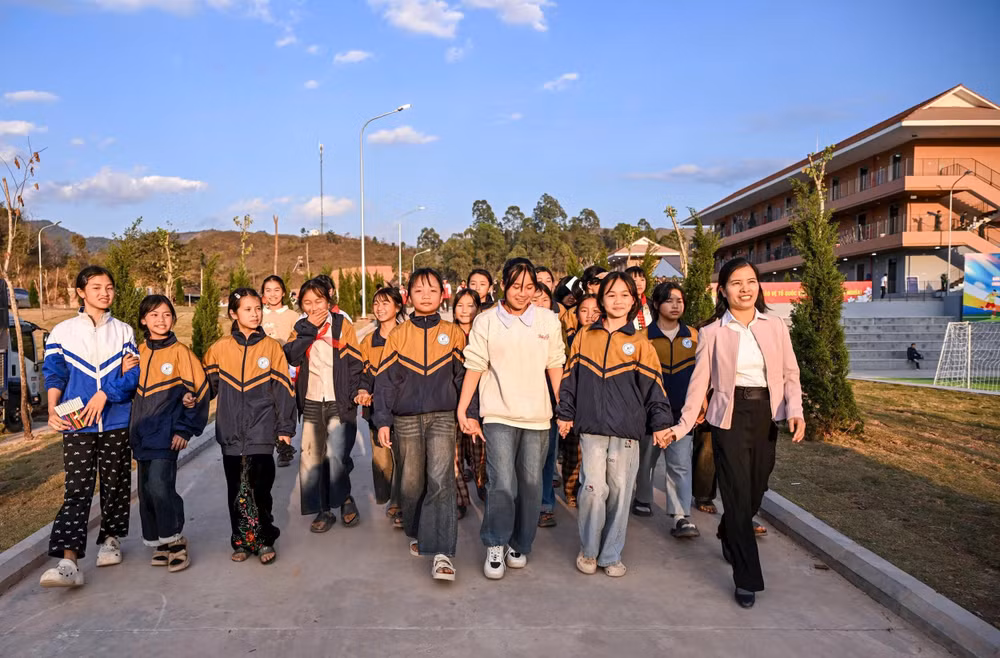 Những điều kiện học tập mới đang mở thêm cơ hội cho học sinh vùng biên. Ảnh | THÀNH ĐẠT