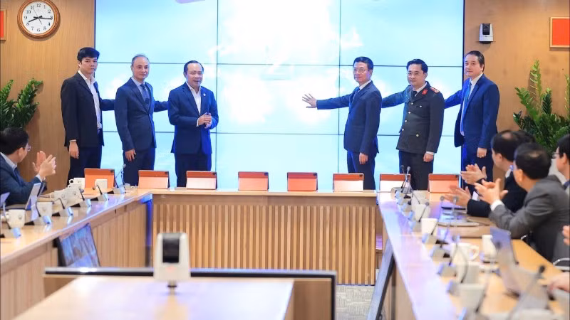 Bộ Khoa học và Công nghệ khai trương hệ thống quản lý trực tuyến các nhiệm vụ theo thời gian thực. (Ảnh ÁNH TUYẾT)