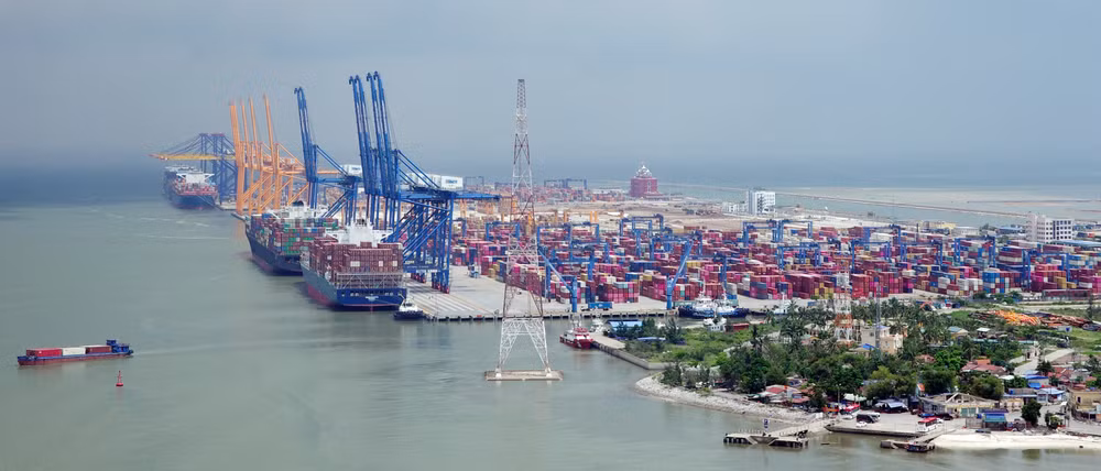 Theo quy hoạch đã được phê duyệt, đến năm 2050, Đồng bằng sông Hồng sẽ phát triển các trung tâm dịch vụ hàng đầu khu vực về logistics tập trung ở Hà Nội, Hải Phòng và Quảng Ninh. Ảnh: Khiếu Minh
