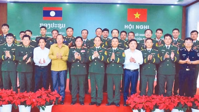 Hội nghị sơ kết 12 năm thực hiện Chương trình kết nghĩa giai đoạn 2014-2026, giữa Đồn Biên phòng cửa khẩu Thanh Thủy và Đại đội Biên phòng 252, Bộ Chỉ huy Quân sự tỉnh Bô Ly Khăm Xay (Lào).