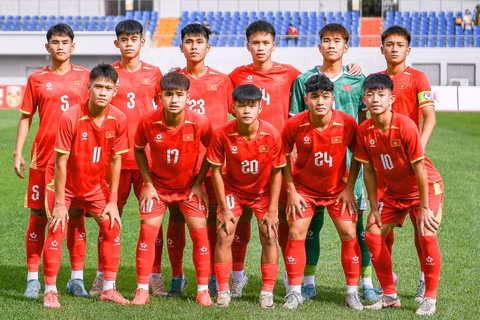Đội hình xuất phát của U16 Việt Nam. (Ảnh: VFF)