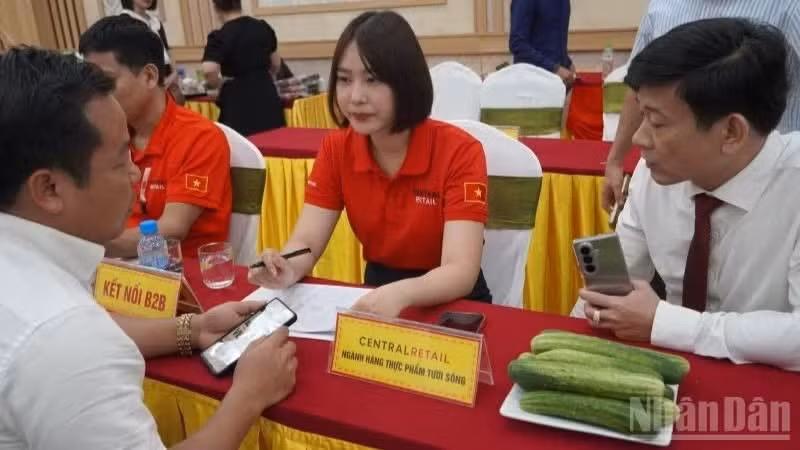 Sở Công thương tỉnh Hà Tĩnh phối hợp Tập đoàn Central Retail Việt Nam tổ chức Hội nghị kết nối cung-cầu, thúc đẩy tiêu thụ sản phẩm của tỉnh với Hệ thống siêu thị GO! của tập đoàn.
