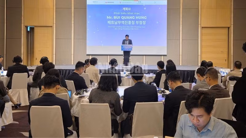 Hội thảo Công bố Bản đồ chuỗi giá trị ngành điện-điện tử Việt Nam. (Ảnh: KIM DUNG)