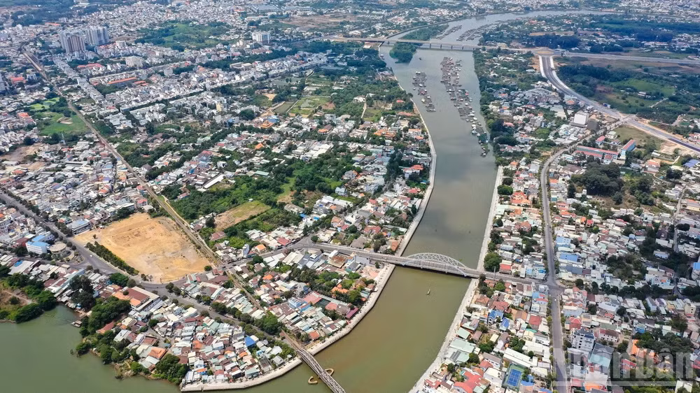 Sông Đồng Nai đoạn qua thành phố Đồng Nai dài 234km, là trái tim của hệ sinh thái với nhiều giá trị to lớn.