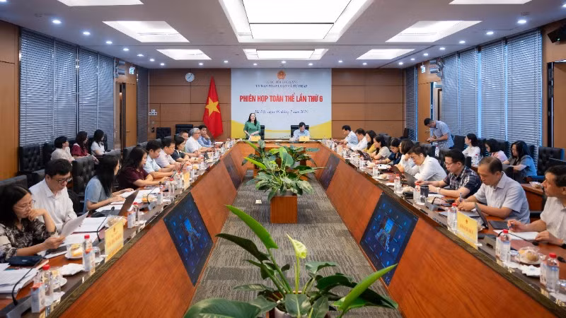 Toàn cảnh phiên họp.
