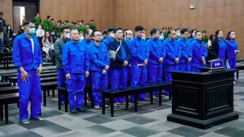 Các bị cáo bị xét xử trong vụ đưa, nhận, môi giới hối lộ xảy ra tại Tòa án nhân dân cấp cao tại Đà Nẵng (cũ).