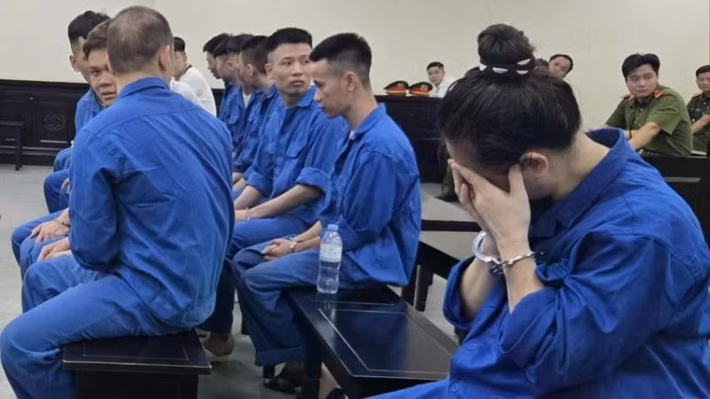 Các bị cáo tại phiên tòa.