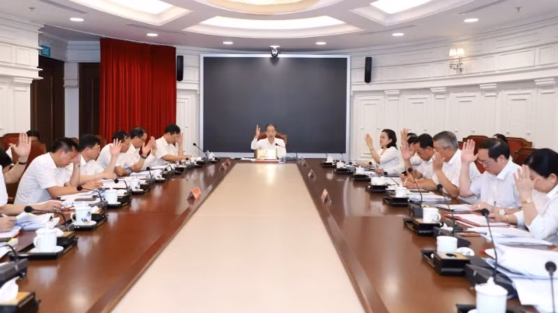 Quang cảnh phiên họp toàn thể Hội đồng Thẩm phán Tòa án nhân dân tối cao.