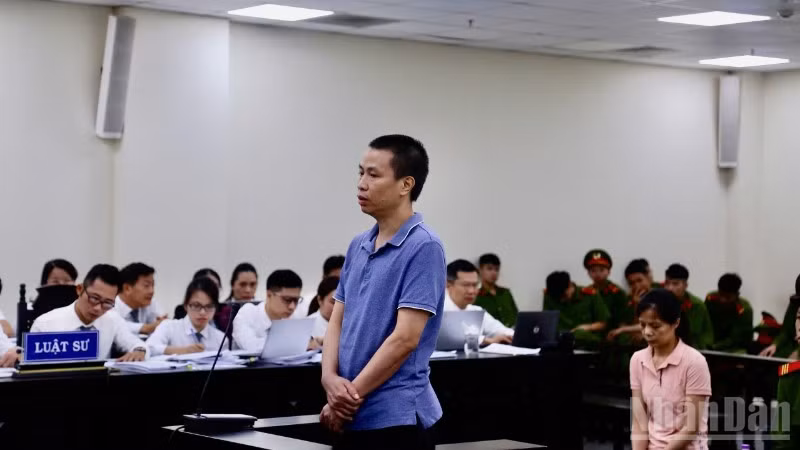 Bị cáo Phạm Vũ Khiêm, Giám đốc Công ty Herbitech tại phiên tòa.