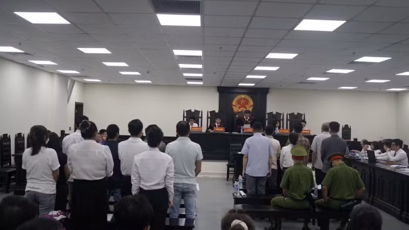 Toàn cảnh phiên tòa