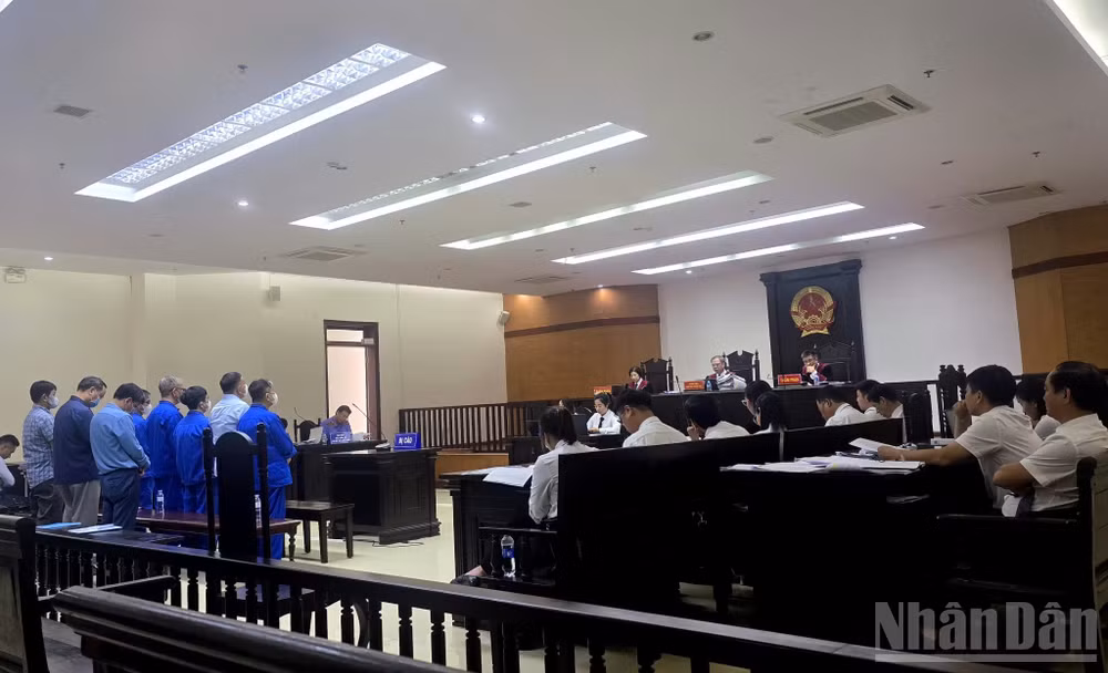 Toàn cảnh phiên phúc thẩm. (Ảnh: HN)