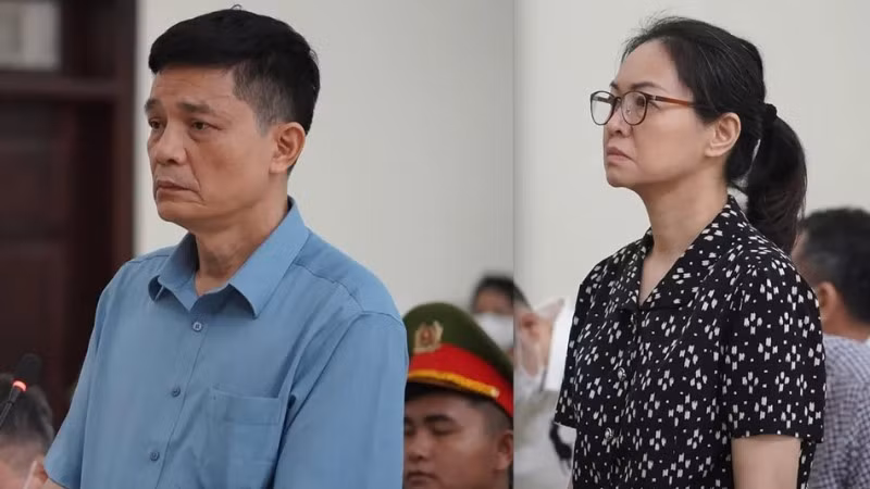 Bị cáo Nguyễn Thanh Phong và Trần Việt Nga tại phiên tòa phúc thẩm.