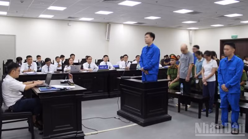 Bị cáo Nguyễn Năng Mạnh tại tòa