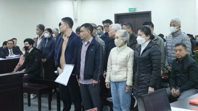 Các bị cáo tại phiên tòa sơ thẩm.