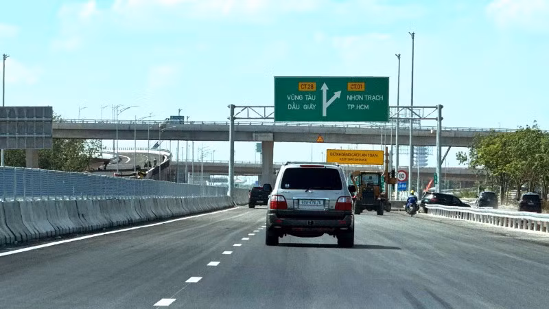 Theo dự kiến, 16km còn lại của cao tốc Biên Hòa-Vũng Tàu sẽ thông xe trước ngày 18/5.