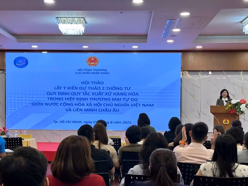 Hội thảo lấy ý kiến dự thảo hai Thông tư quy định Quy tắc xuất xứ hàng hóa.