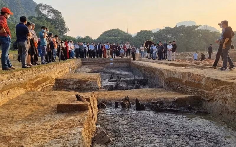 Khai quật khảo cổ tại Hoa Lư-Ninh Bình.