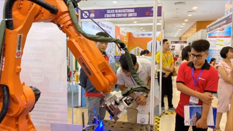 Hà Nội chú trọng đào tạo nguồn nhân lực chất lượng cao để đáp ứng yêu cầu phát triển.