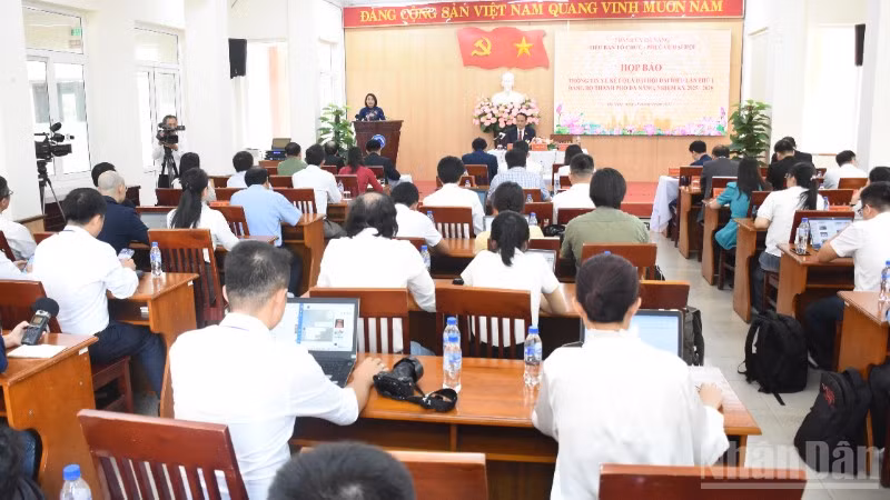 ndo_br_hop-bao-1-4159.jpg