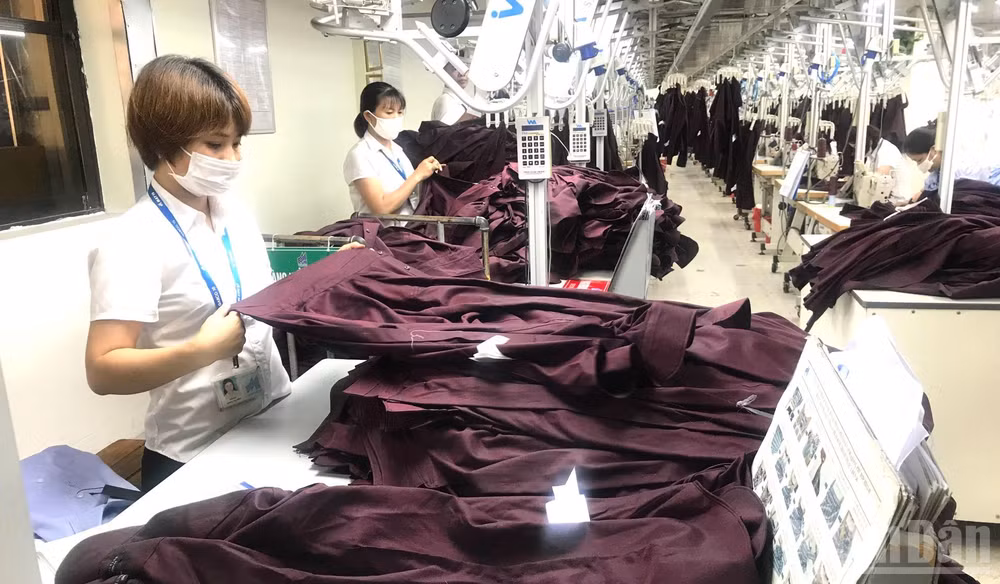 Hà Nội cần tạo môi trường cho doanh nghiệp phát triển, khơi thông nguồn lực tăng trưởng. (Ảnh: KIM DUNG)