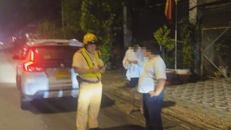 Lực lượng công an phối hợp kịp thời giải cứu anh L.