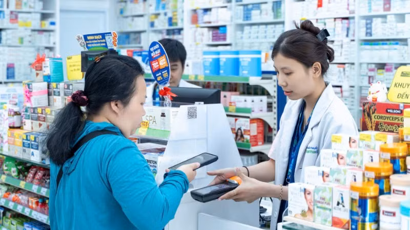 Pharmacity ứng dụng AI phục vụ khách hàng, giúp dược sĩ nâng cao chất lượng tư vấn.