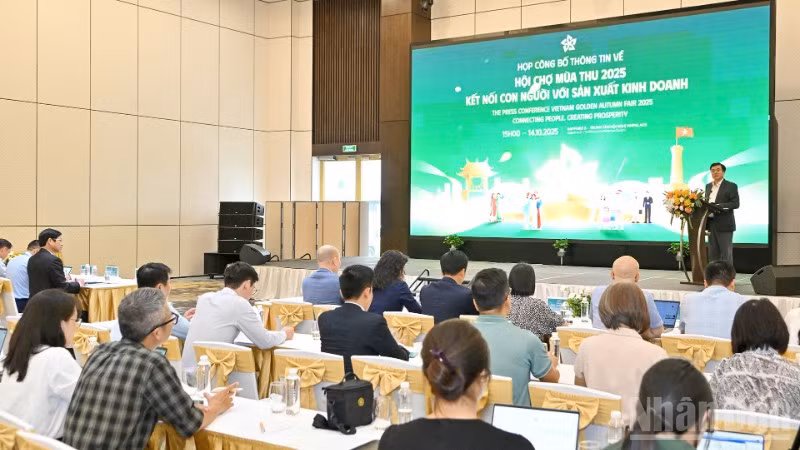 Họp báo Hội chợ Mùa Thu 2025-sự kiện xúc tiến thương mại cấp quốc gia mang quy mô và tầm vóc lớn nhất từ trước tới nay. (Ảnh: Thủy Nguyên)