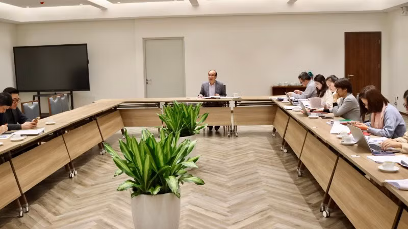 Quang cảnh buổi làm việc.