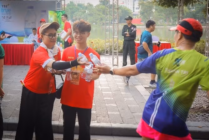 7b20b35773ff5a4f2303c7c64b130fa3.jpg