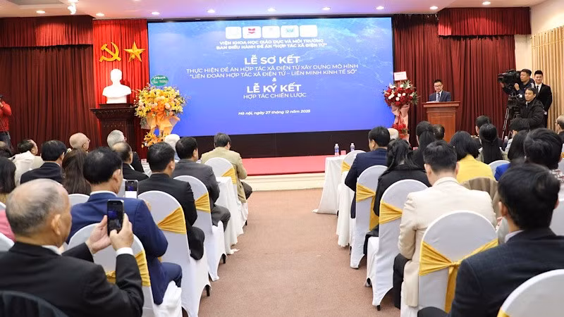 Quang cảnh buổi lễ.