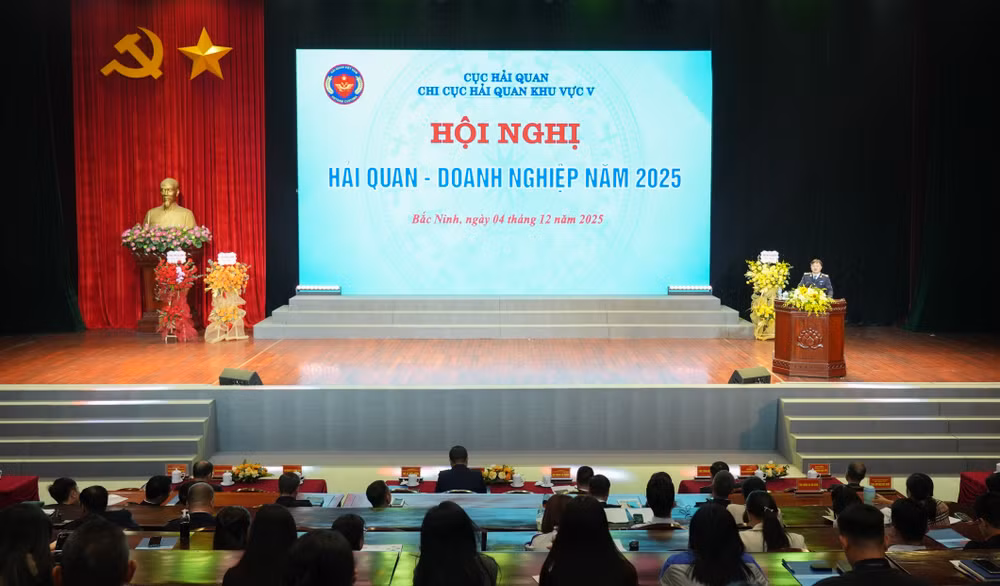 3hq106403.jpg