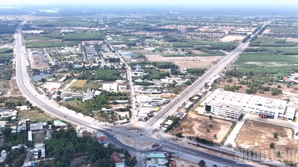 ndo_br_dji-20260511112551-0726-d-resize-5807.jpg