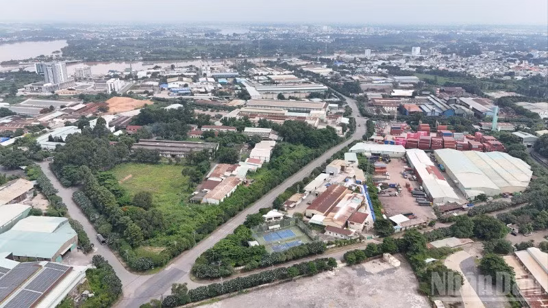 Lãnh đạo tỉnh Đồng Nai yêu cầu các đơn vị liên quan cần đẩy nhanh hơn nữa tiến độ chuyển đổi công năng Khu công nghiệp Biên Hòa 1.