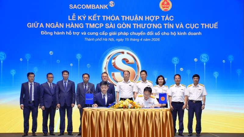 Toàn cảnh lễ ký kết.