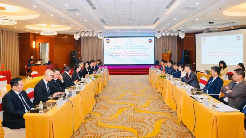 Toàn cảnh Hội nghị.
