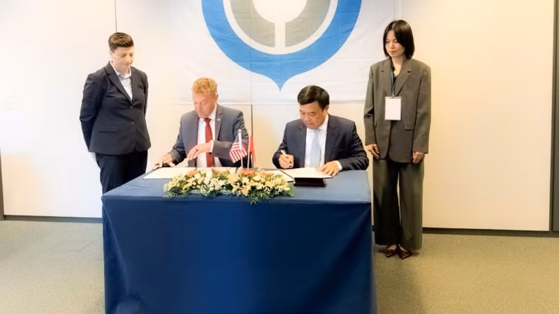 Hải quan Việt Nam và Hải quan Hoa Kỳ ký Bản ghi nhớ về hợp tác trao đổi dữ liệu điện tử bên lề Phiên họp Hội đồng WCO lần thứ 147/148 tại Brussels (Bỉ).
