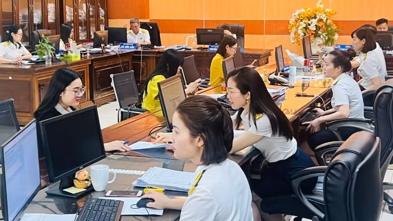 Công tác điều hành ngân sách nhà nước tiếp tục được triển khai linh hoạt, góp phần hỗ trợ tăng trưởng và bảo đảm các cân đối lớn của nền kinh tế.