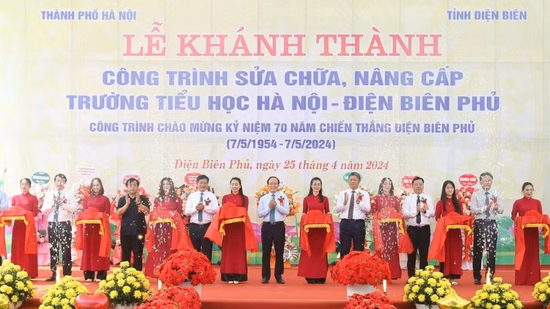 Hai địa phương tổ chức lễ khánh thành Trường tiểu học Hà Nội-Điện Biên Phủ sau sửa chữa, nâng cấp.