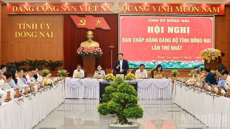 Quang cảnh Hội nghị Ban Chấp hành Đảng bộ tỉnh Đồng Nai.