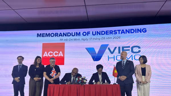 Lễ ký kết Biên bản ghi nhớ tại sự kiện “ACCA-VIFC Forum 2026”. (Ảnh: BTC)