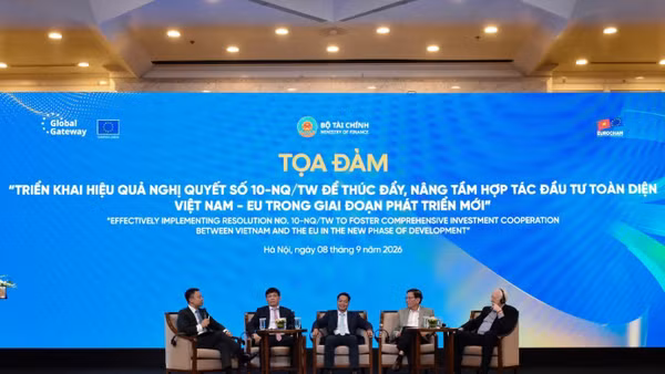 Tọa đàm “Triển khai hiệu quả Nghị quyết số 10-NQ/TW để thúc đẩy, nâng tầm hợp tác đầu tư toàn diện Việt Nam-EU trong giai đoạn phát triển mới” tổ chức tại Hà Nội ngày 8/9. (Ảnh: PV)