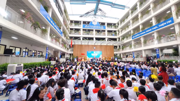 Lễ khai giảng năm học 2026-2027 tại Trường trung học cơ sở Giảng Võ. (Ảnh: LONG THÀNH)