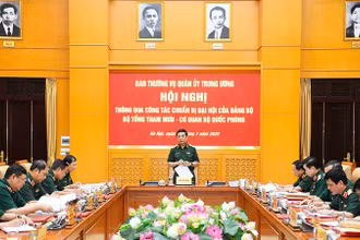 Đại tướng Phan Văn Giang chủ trì hội nghị. (Ảnh: Cổng thông tin điện tử Bộ Quốc phòng)