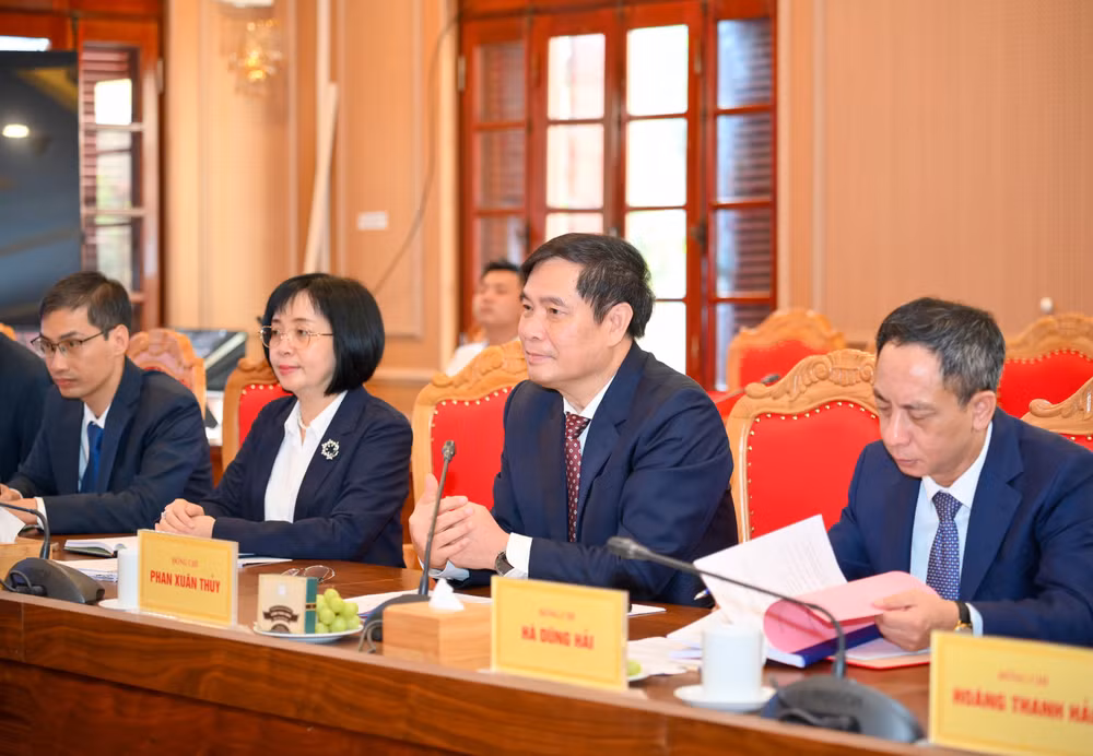 ban-tuyen-giao-lv-voi-lao-4.jpg