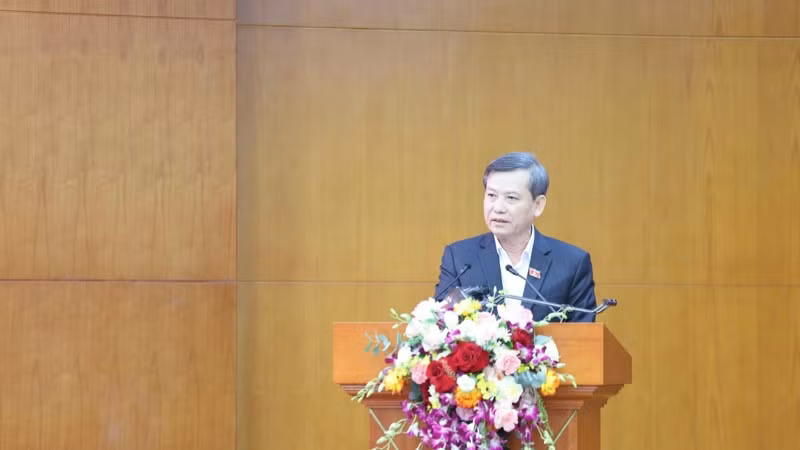 Đồng chí Lê Minh Trí, Bí thư Trung ương Đảng, Phó Trưởng ban Thường trực Ban Nội chính Trung ương, Ủy viên Ban Chỉ đạo Trung ương về phòng, chống tham nhũng, lãng phí, tiêu cực phát biểu tại hội nghị. (Ảnh: VĂN PHƯỚC)
