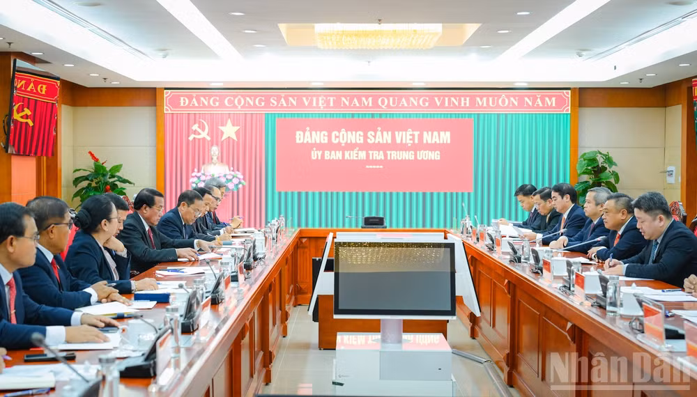 Quang cảnh buổi hội đàm. (Ảnh: BẢO LONG)