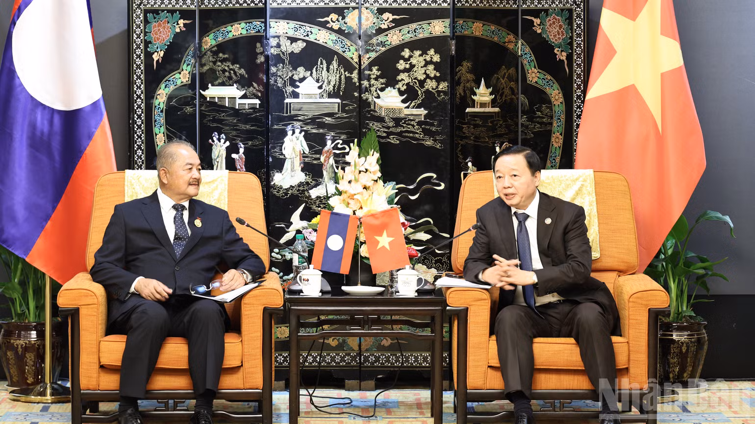 ndo_br_ptt-lao-02.jpg