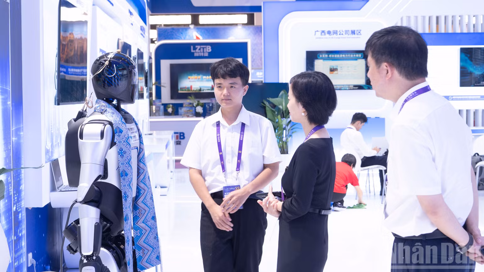 ndo_br_khai-mac-08-p2365743.jpg