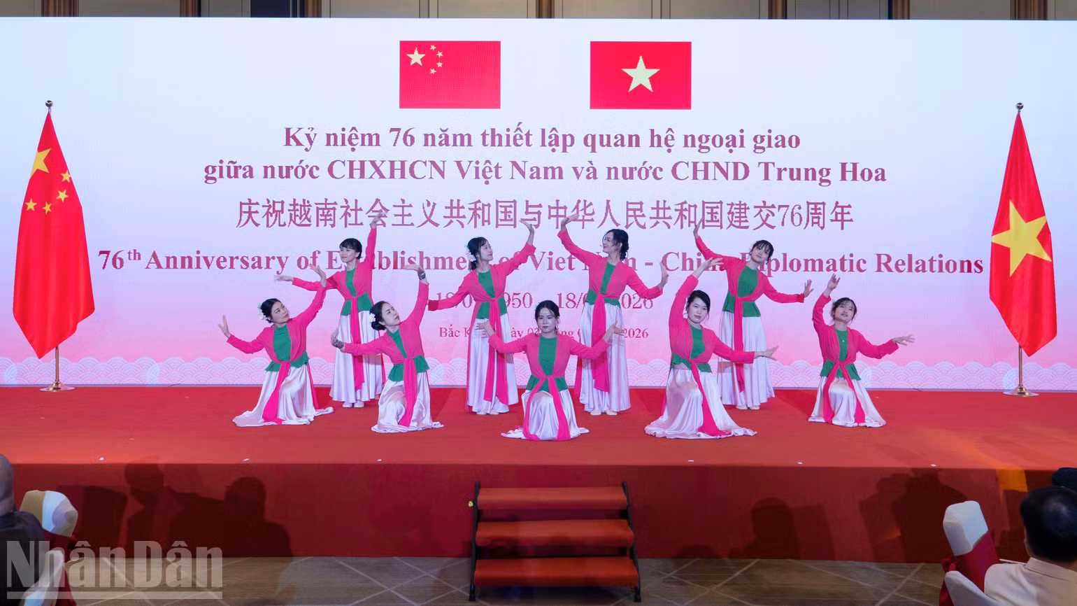 ndo_bl_a12-p2568393-1.jpg